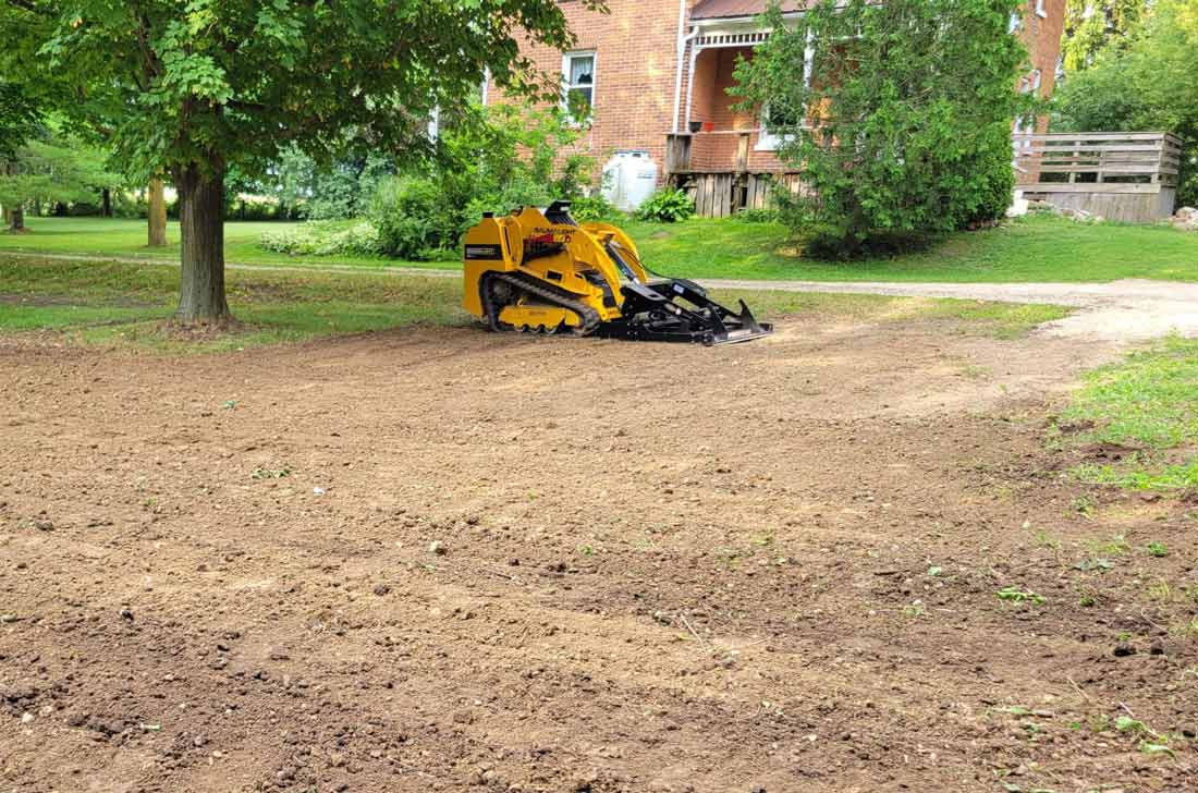 Land Plane for Compact Tracked Loader